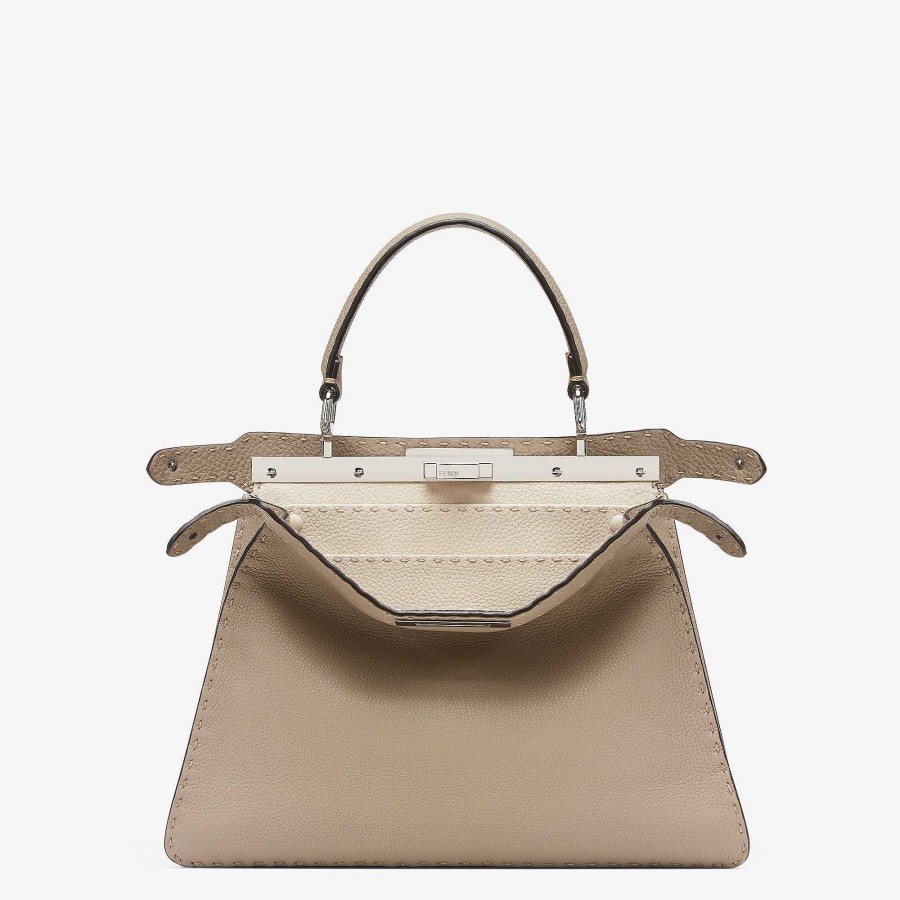 Donna Fendi Timeless | Peekaboo Iseeu Medio Beige