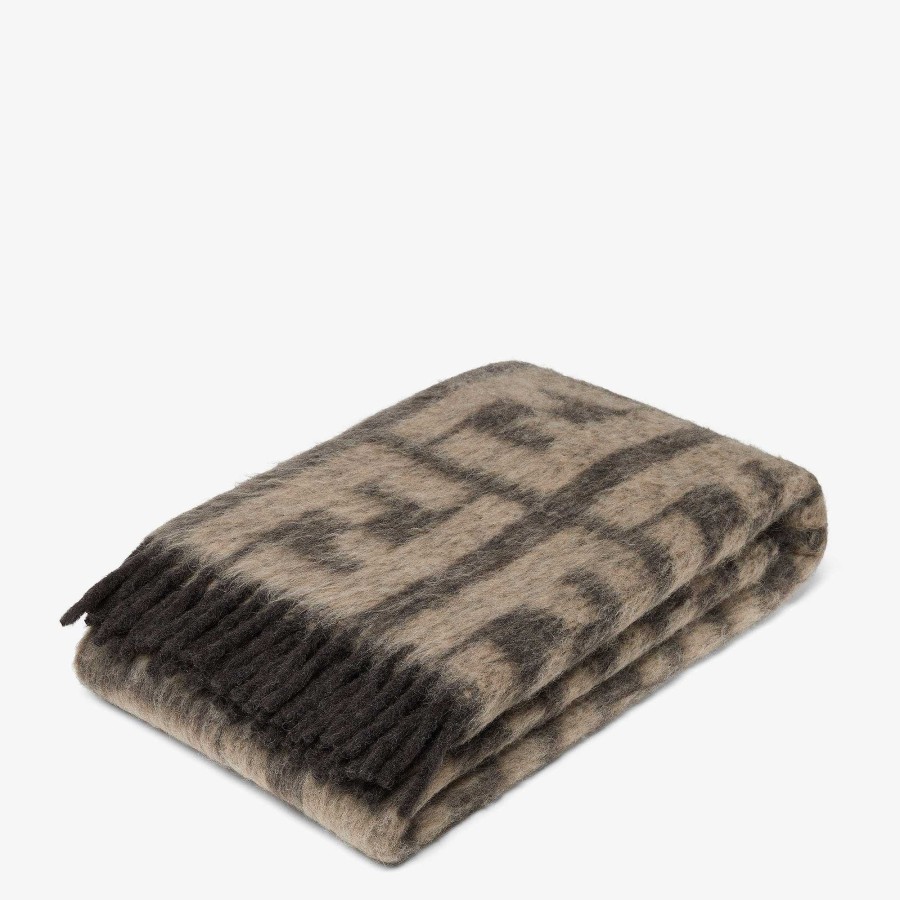 Uomo Fendi Sciarpe | Coperta Da Lancio Beige